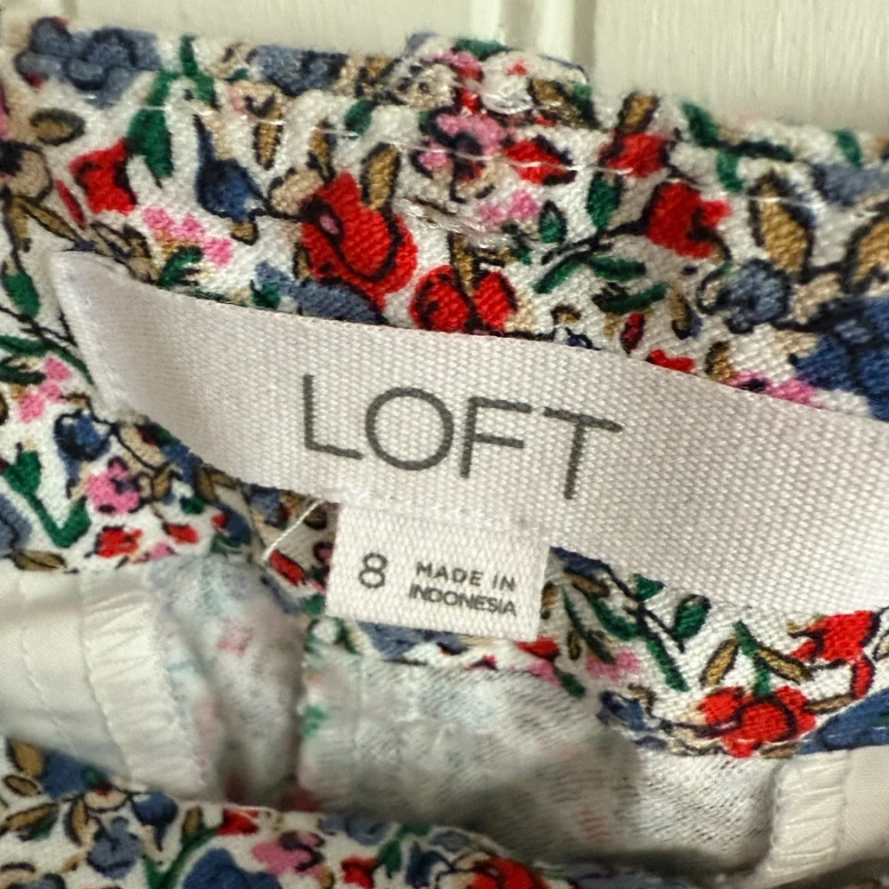 LOFT Floral Pants Size 8